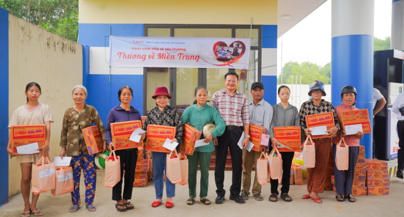 Hành trình chia sẻ yêu thương chặng 1: Thương về miền Trung